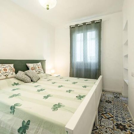 Le Finestre Sul Borgo 2 Apartamento Parma Exterior foto