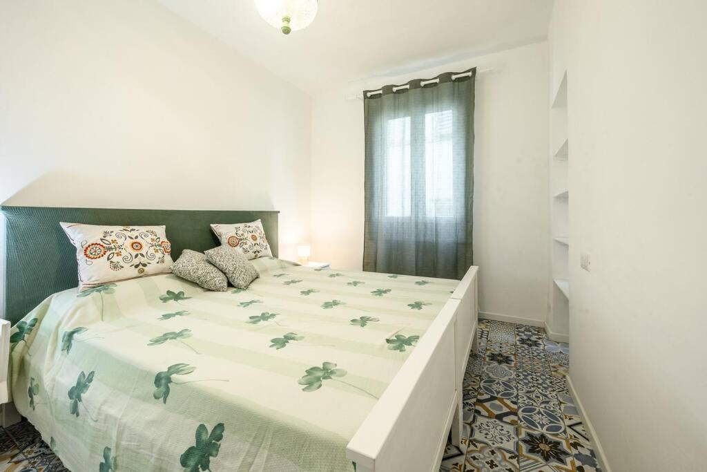 Le Finestre Sul Borgo 2 Apartamento Parma Exterior foto